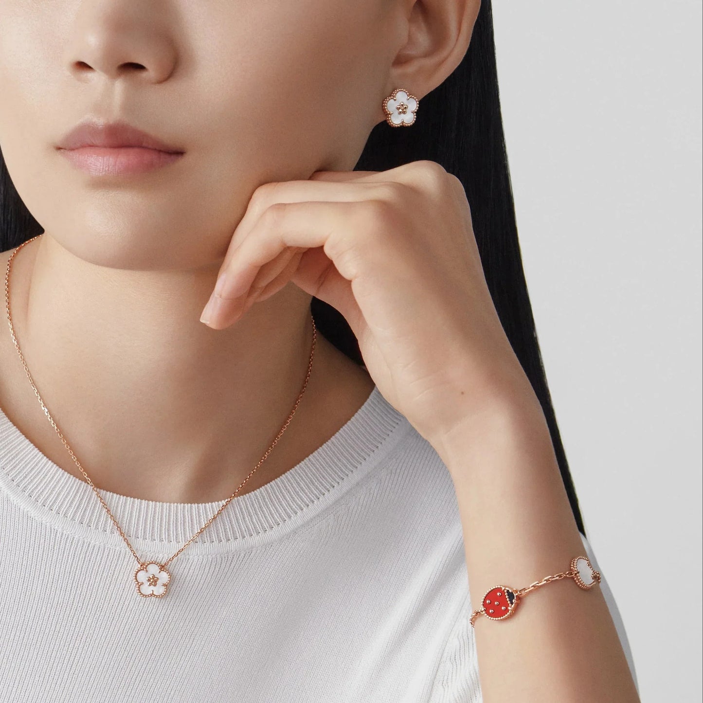 Noble Lucky Spring White Blossom Pink Gold Pendant