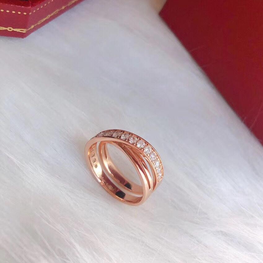 Noble Etincelle Diamond Ring