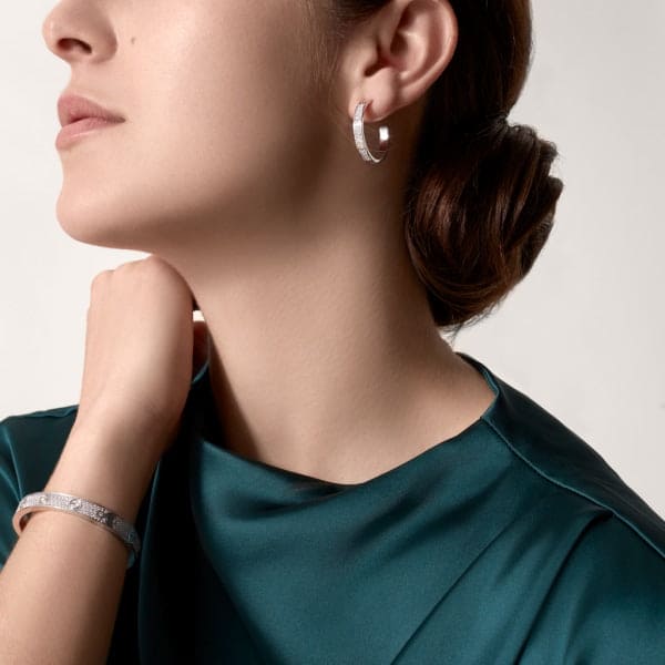 Noble Love Pave Diamonds Bracelet