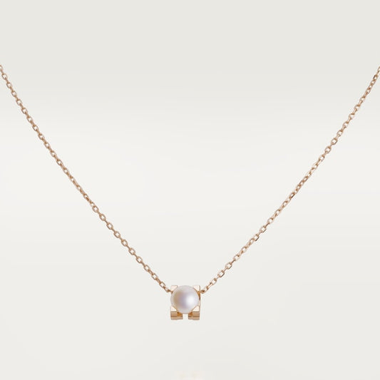 18K C De Necklace