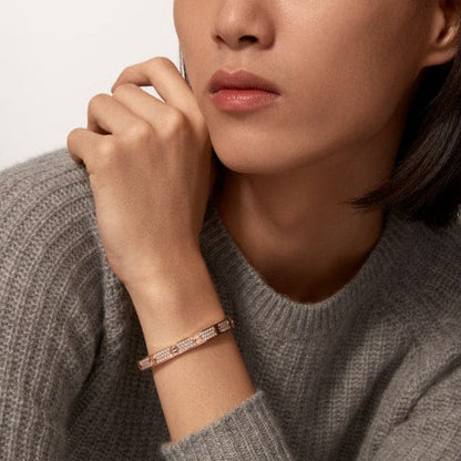 Noble Love Pave Diamonds Bracelet