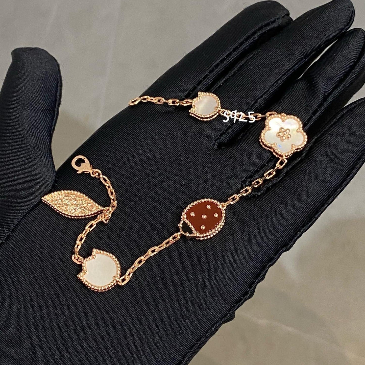 Noble Lucky Spring Rose Gold Bracelet 5 Motifs