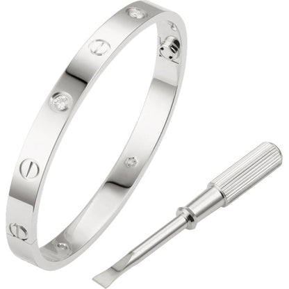 Noble 4 Diamonds Love Bracelet