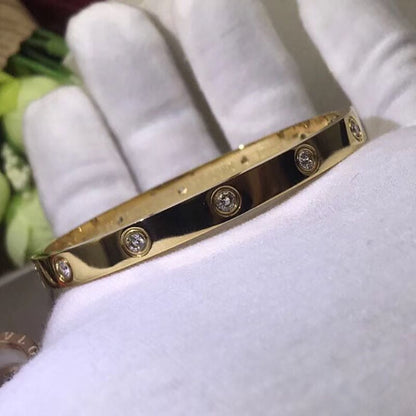 Noble Ten Diamonds Love Bracelet