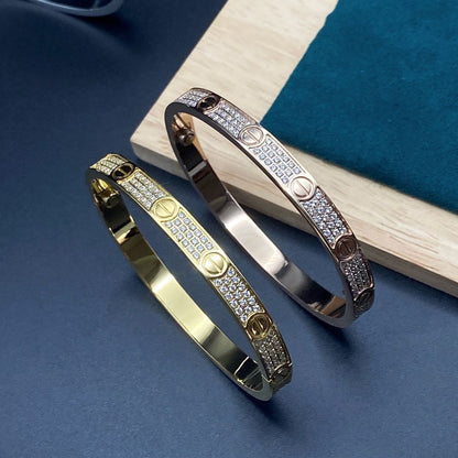 Noble Love Pave Diamonds Bracelet