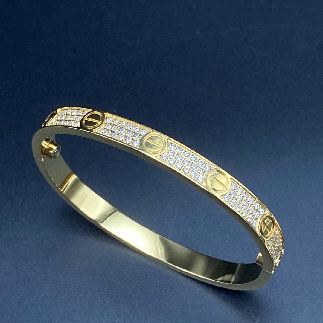 Noble Love Pave Diamonds Bracelet