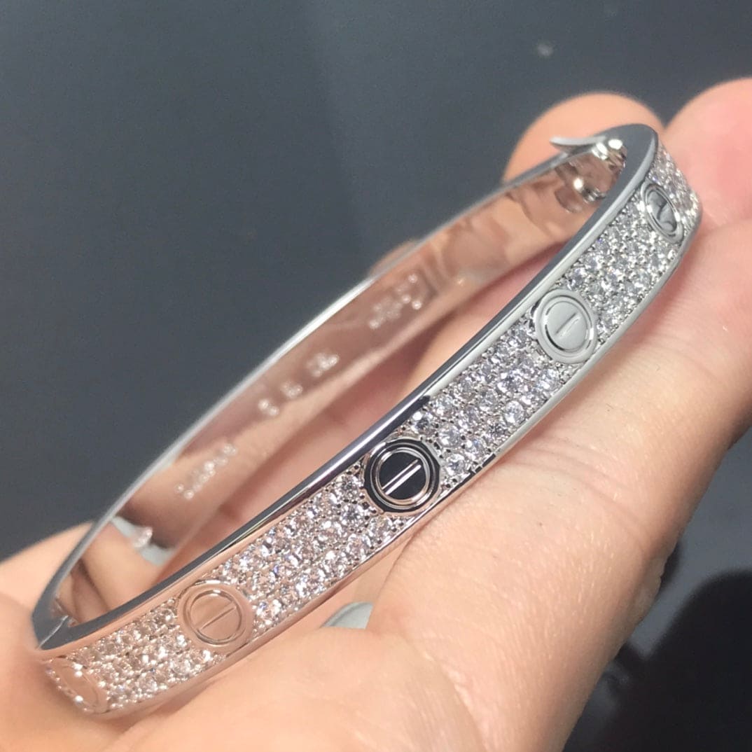 Noble Love Pave Diamonds Bracelet