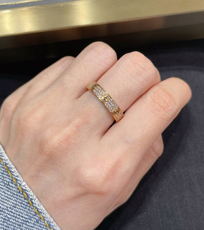 Noble Love Diamond-Paved 3mm Ring