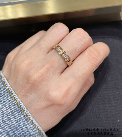 Noble Love Diamond-Paved 3mm Ring