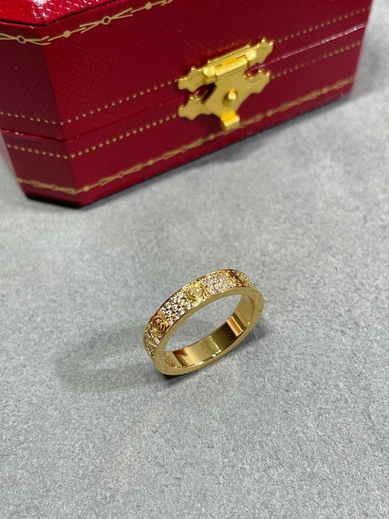 Noble Love Diamond-Paved 3mm Ring
