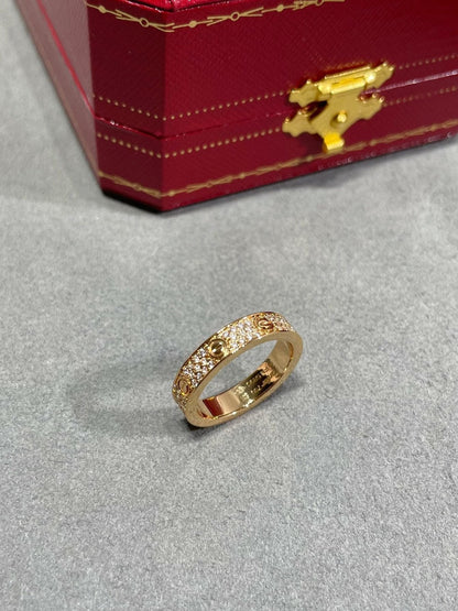 Noble Love Diamond-Paved 3mm Ring