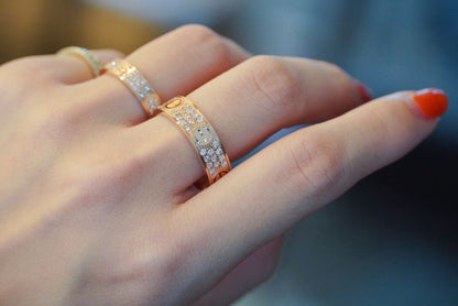 Noble Love Diamond-Paved 6.5mm Ring