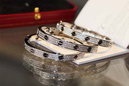 Noble Diamond-paved Ceramic  Love Bracelet