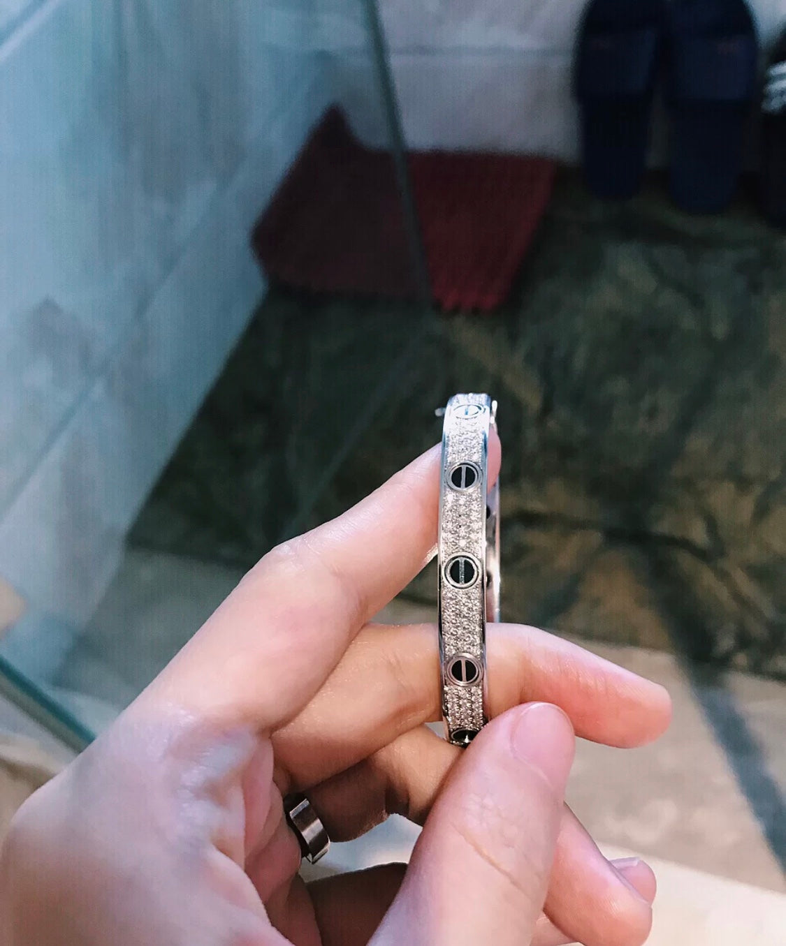 Noble Diamond-paved Ceramic  Love Bracelet