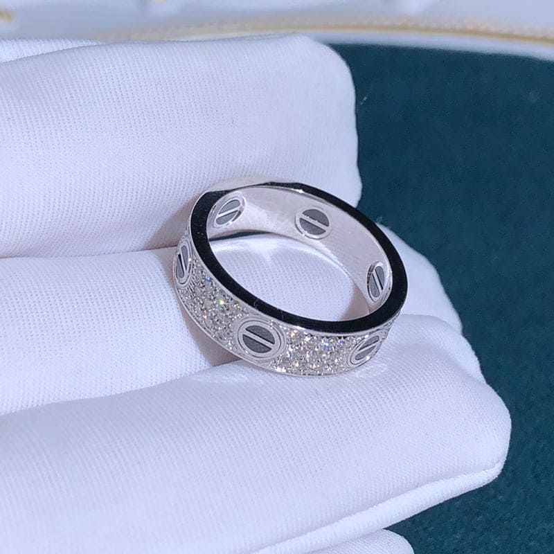 Noble White Gold Love Diamonds Ceramic Ring