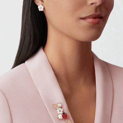 Noble Lucky Spring White Blossom Roes Gold Earrings