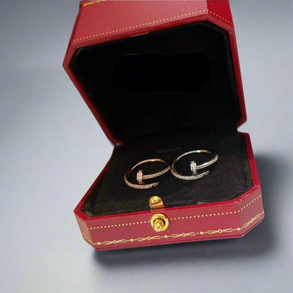 Noble Juste Un Clou Diamond Ring