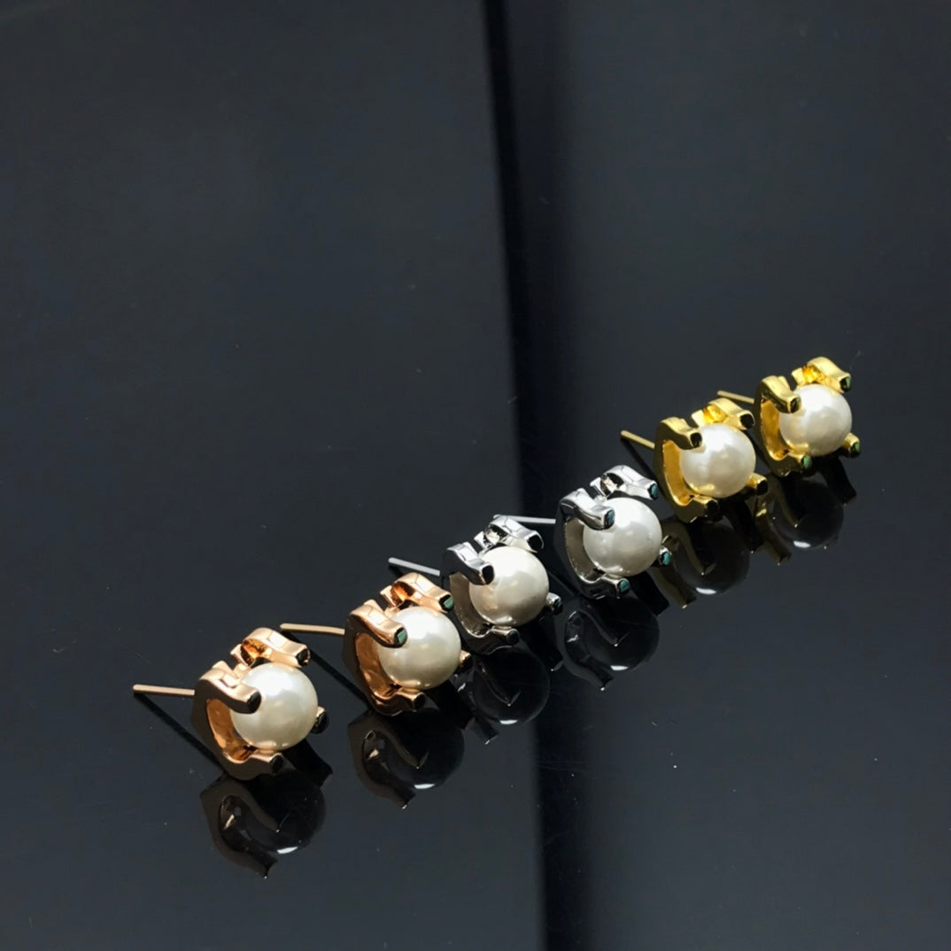 Noble C De Earrings