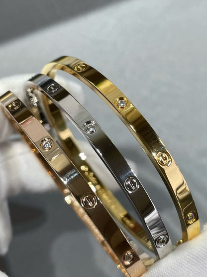Noble Love Six Diamonds Small Bracelet