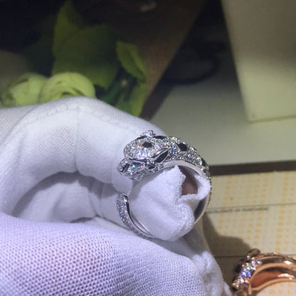 Noble Panthère De Diamond Ring