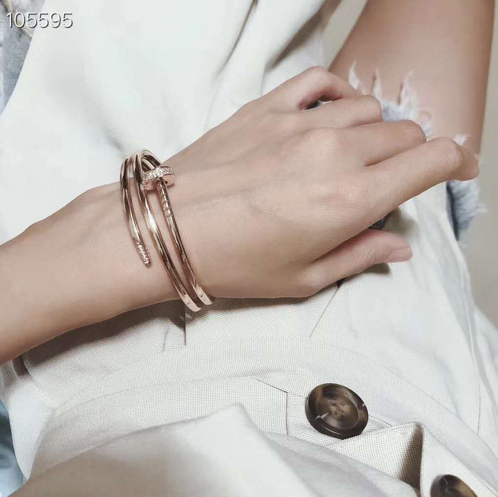 Noble Juste Un Clou Diamond Bracelet