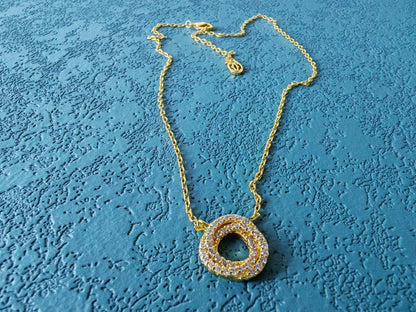 Noble Trinity Necklace