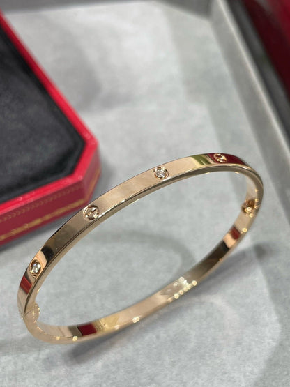 Noble Love Ten Diamonds Small Bracelet