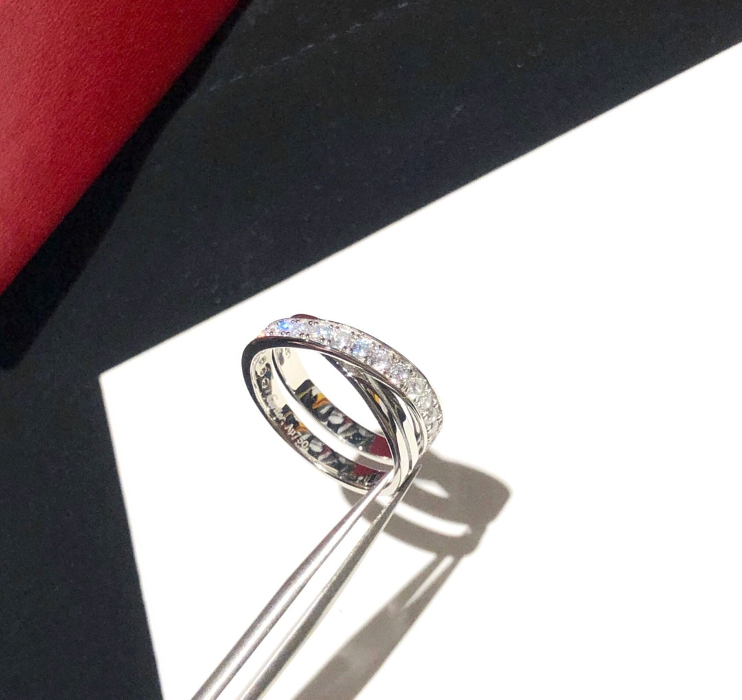 Noble Etincelle Diamond Ring