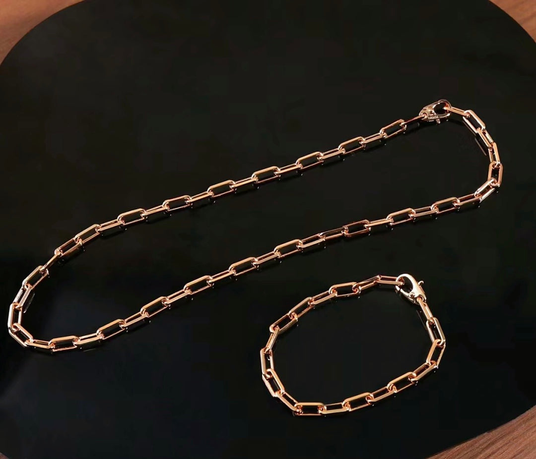 Noble Santos De Necklace