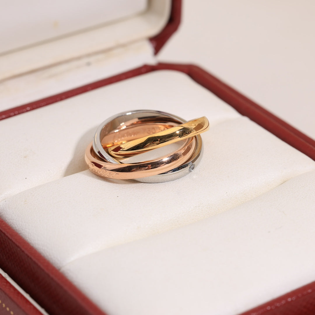 Noble Trinity Five Diamonds Ring