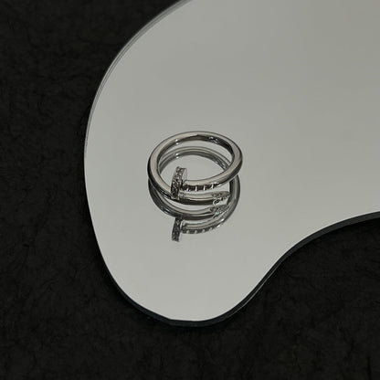 Noble Juste Un Clou Diamonds Ring