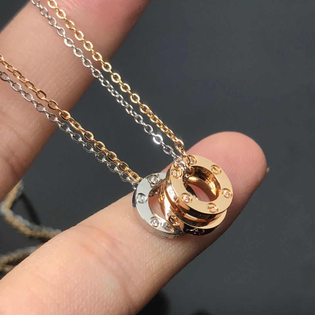 Noble Love 6 Diamonds Necklace