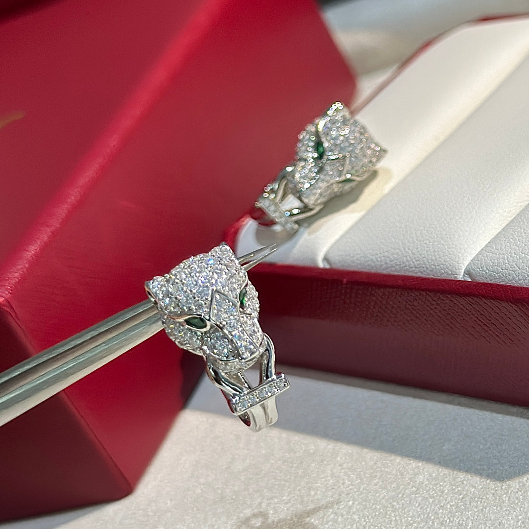 Noble Panthère De Diamond Earrings