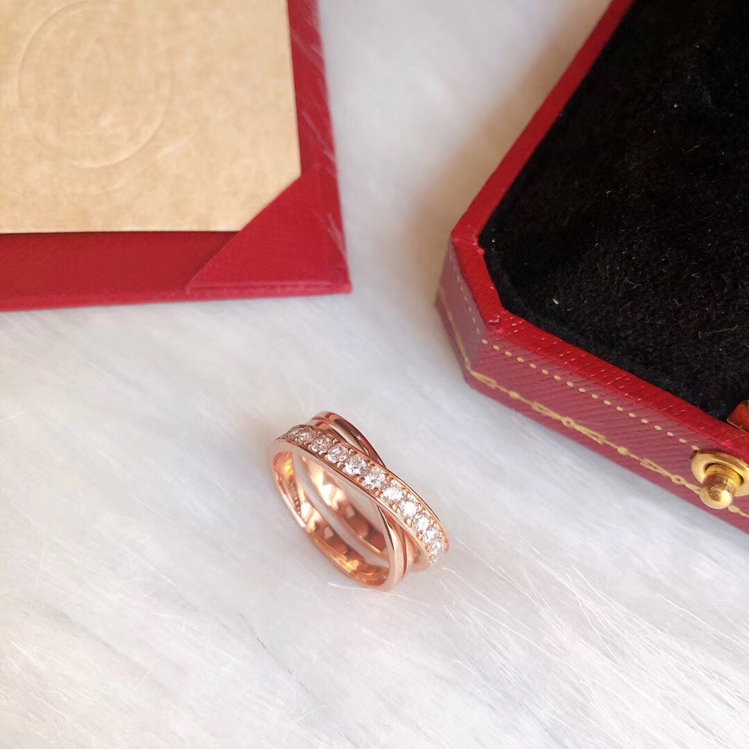 Noble Etincelle Diamond Ring