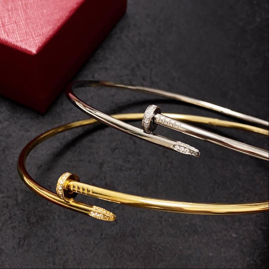 Noble Juste Un Clou Diamond Necklace