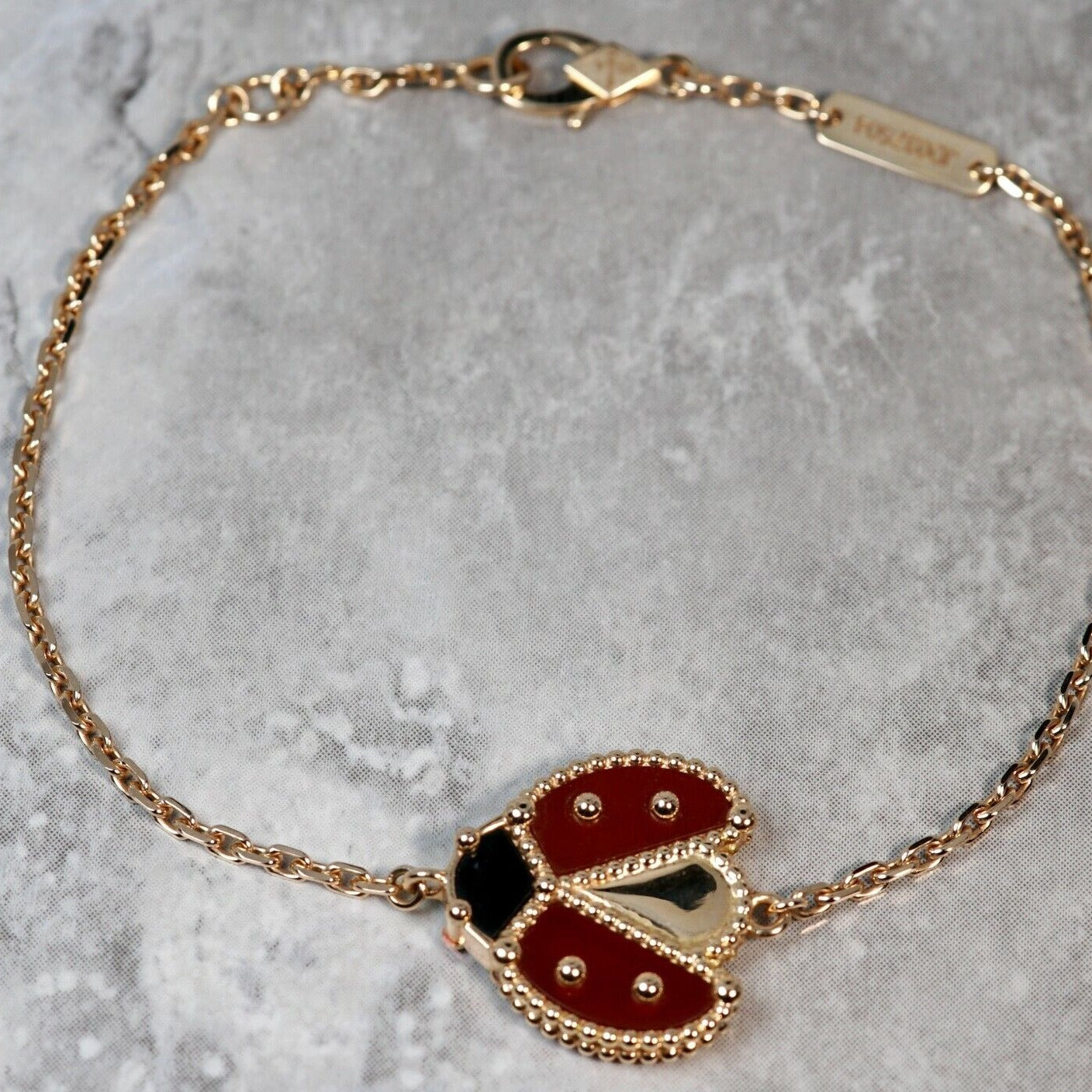 Noble Lucky Spring Open Wings Bug Rose Gold Bracelet