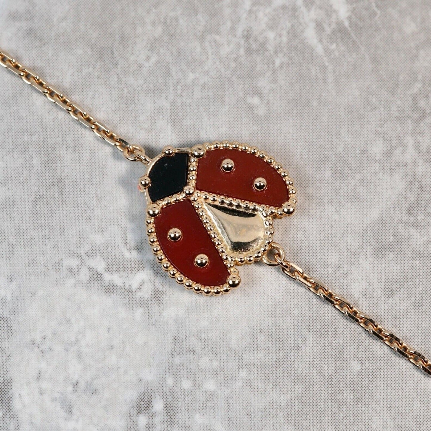 Noble Lucky Spring Open Wings Bug Rose Gold Bracelet
