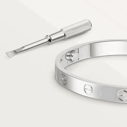 Noble Love Bracelet